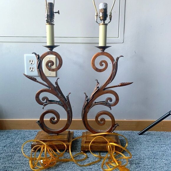 Vintage Brass Table Lamp Set Swirl MCM Heavy Unique Design by‎ Excelsior - Picture 1 of 10